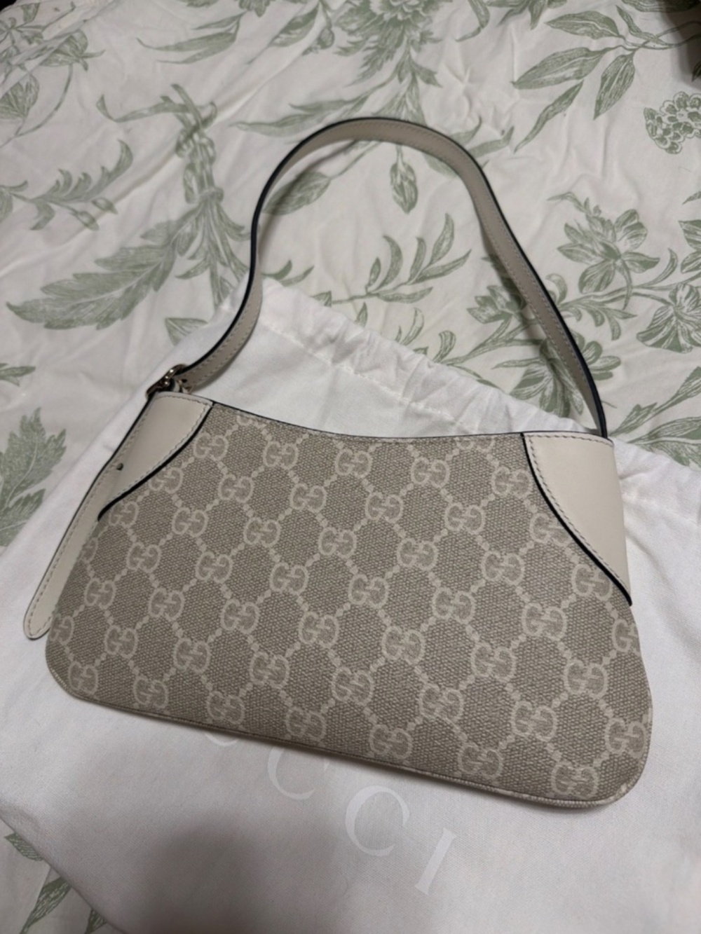 AUTHENTIC Gucci Shoulder Bag
